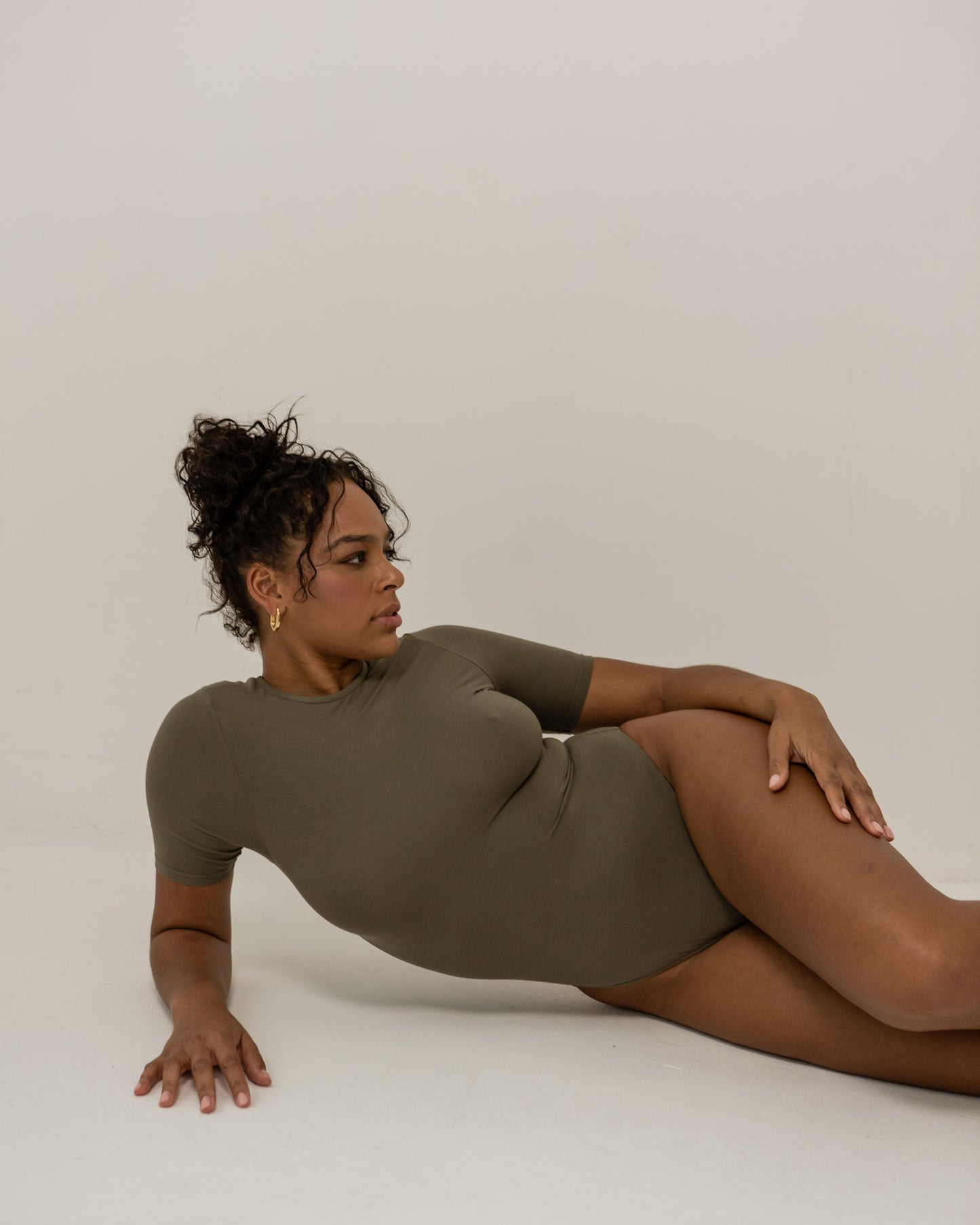 The Tee Body // Khaki